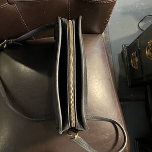 Vintage black coach bag. Used in good condition.